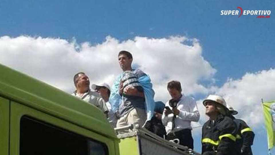 "Me quedé helado con tanta gente", dijo el héroe de la Copa Davis en Azul.