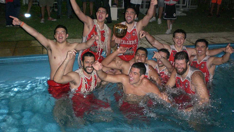 El rojo volvió a gritar campeón.