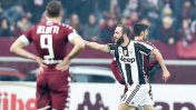 Con un doblete de Higuaín, Juventus se llevó el clásico de Turín