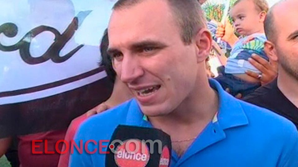 &quot;Dejé todo hasta la última curva, para ser campeón&quot;.