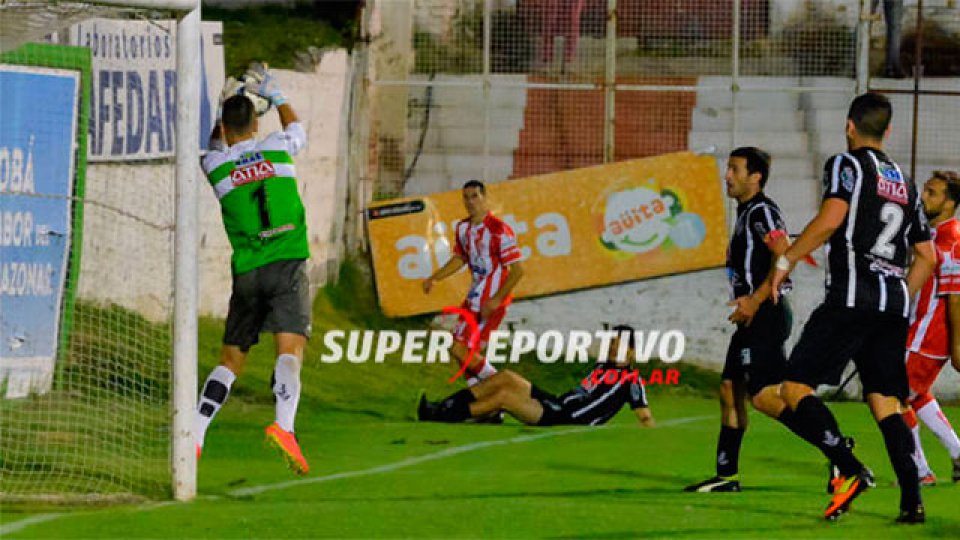 El Rojiblanco no supo mantener la ventaja y empató ante el Ferroviario.