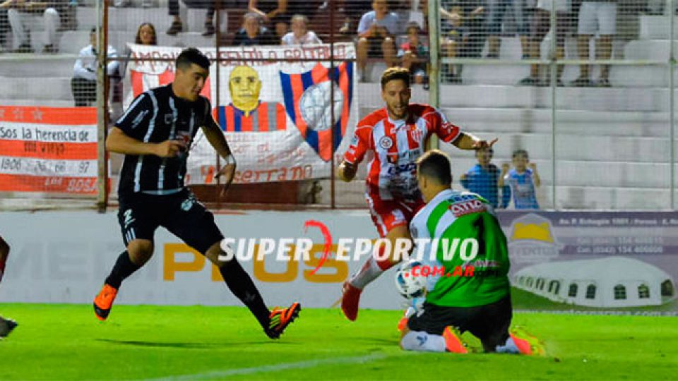 El Rojiblanco no supo mantener la ventaja y empató ante el Ferroviario.