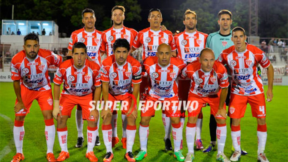 El Rojiblanco no supo mantener la ventaja y empató ante el Ferroviario.