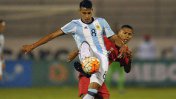 Argentina y Uruguay juegan el clásico rioplatense en el Sudamericano