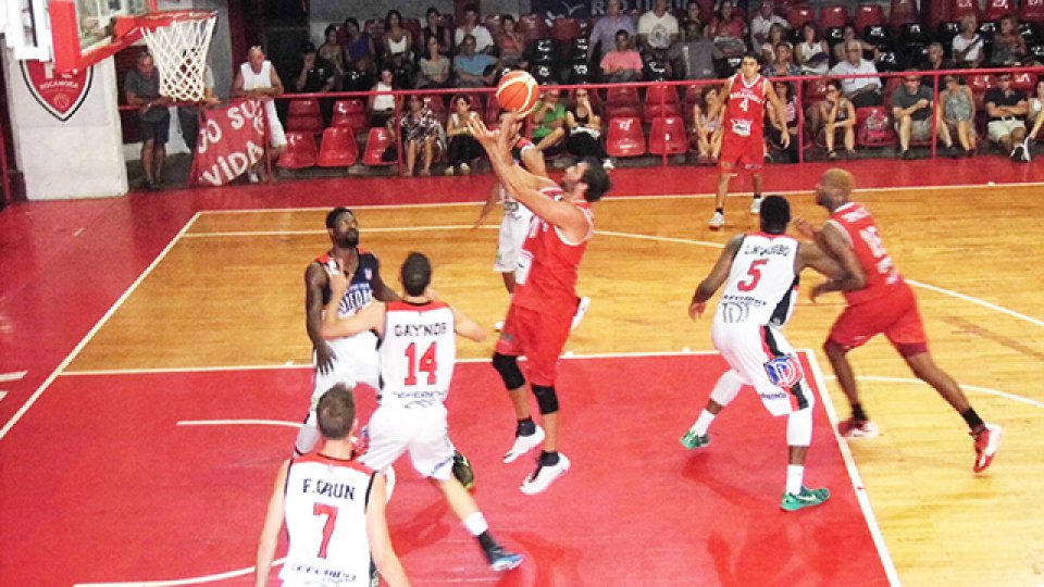 Rocamora no pudo seguir de racha y perdió en su casa. (Prensa Rocamora)