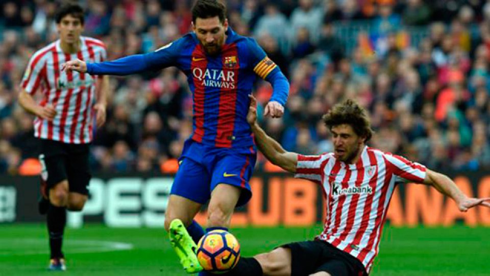 La Pulga marcó el segundo de su equipo con una avivada.