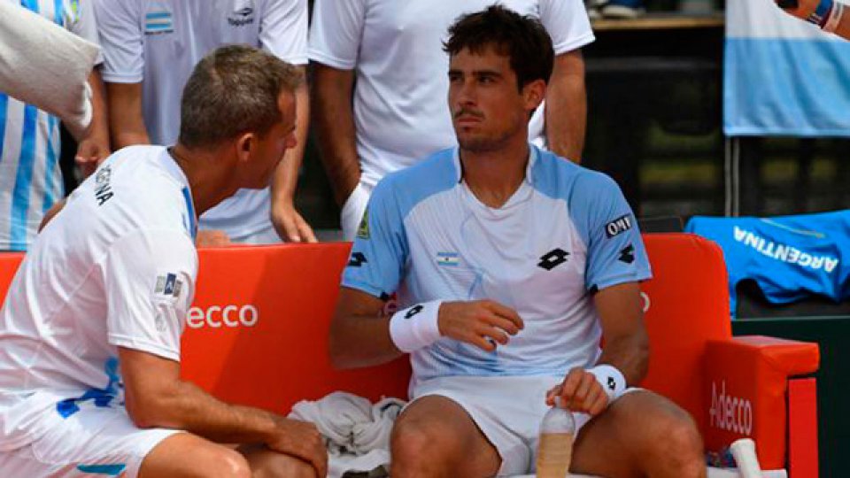 Pella no pudo con Fognini y Argentina quedó eliminada de la Copa Davis.