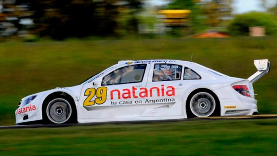 Ricardo Risatti se impuso en la primera fecha del Top Race en Paraná.