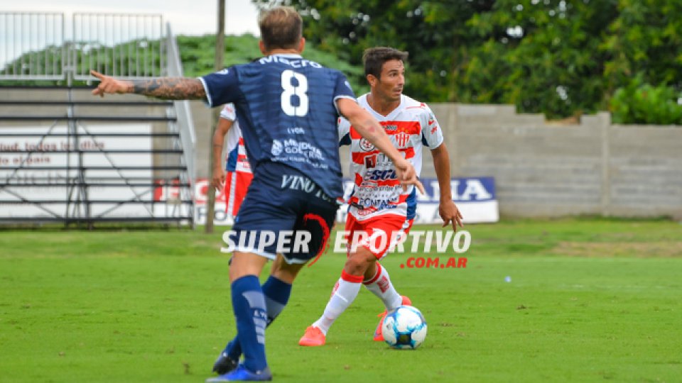 El Gato no consiguió los tres puntos que necesitaba para despegar.