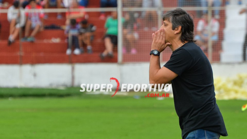 El Gato no consiguió los tres puntos que necesitaba para despegar.