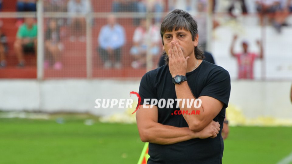 El Gato no consiguió los tres puntos que necesitaba para despegar.