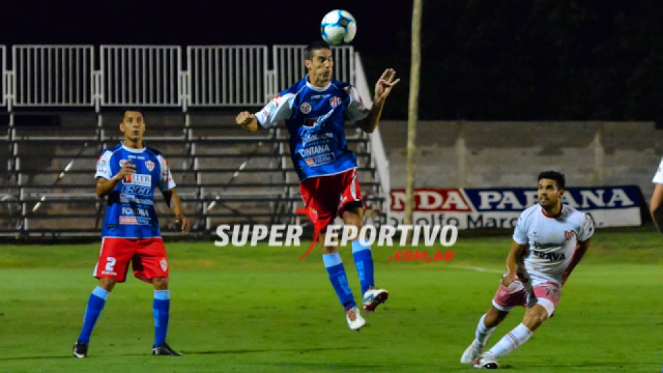 El Gato jugó, luchó y fue inteligente para superar a la Gloria en el Mutio.