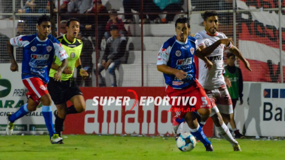 El Gato jugó, luchó y fue inteligente para superar a la Gloria en el Mutio.