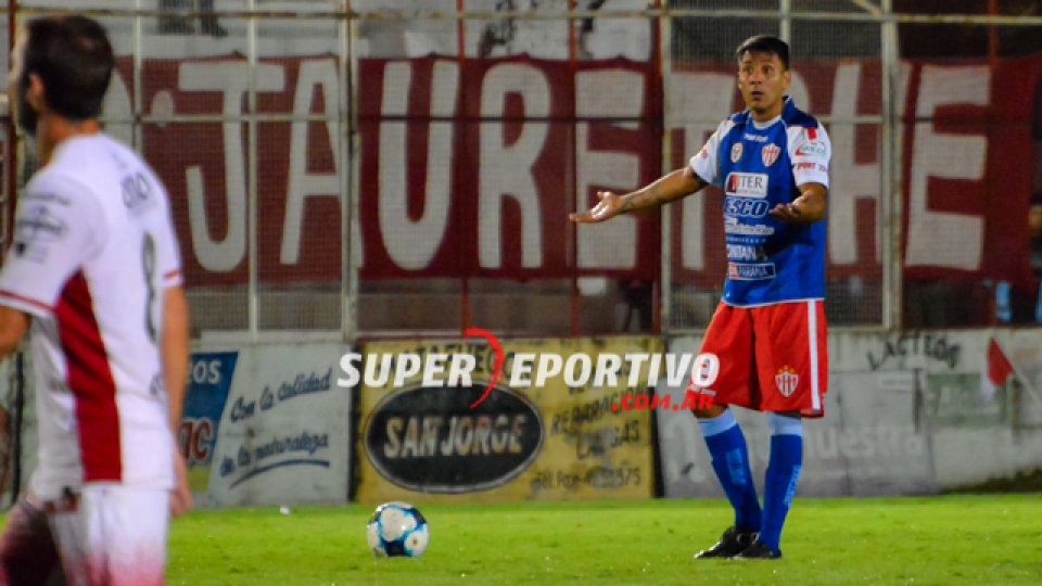 El Gato jugó, luchó y fue inteligente para superar a la Gloria en el Mutio.