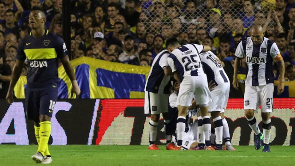 Talleres sorprendió en la Bombonera a Boca.
