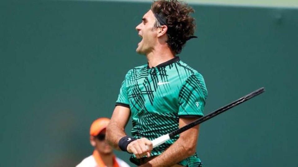 Federer sigue sumándole épica a su extraordinario regreso al tour.