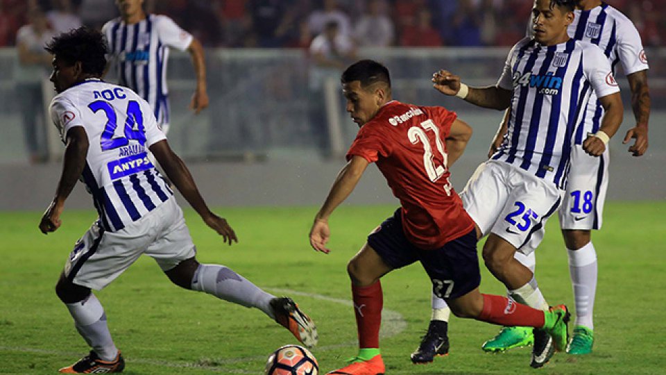 Independiente s&oacute;lo igual&oacute; en su debut en la Sudamericana.