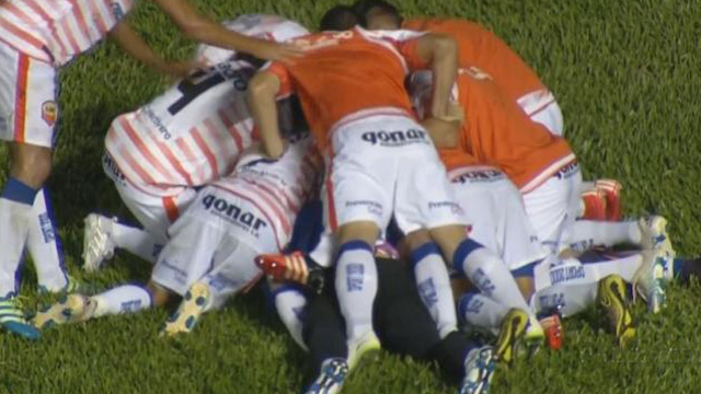 El Colectivero venció a Chaca y dejó a Atlético Paraná último en la tabla.