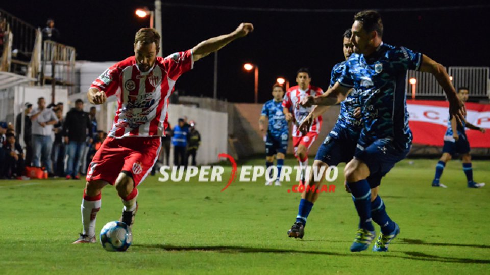 El Gato se aleja cada vez más del sueño de mantenerse en la B Nacional.