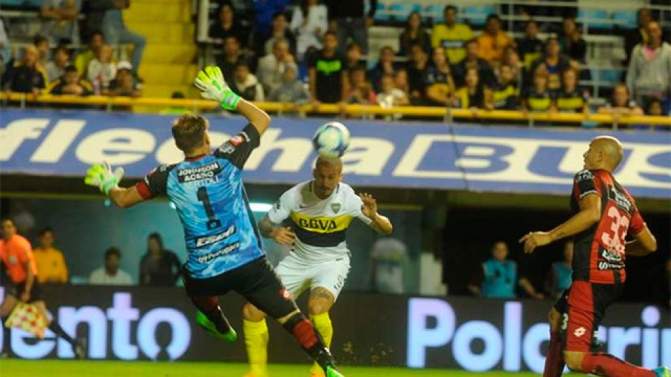 Patronato visitará este sábado a Boca por la Superliga.