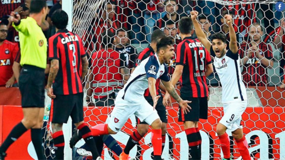 San Lorenzo obtuvo una victoria en Brasil y mantiene la ilusión.