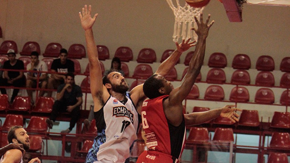 Echagüe perdió con Instituto.