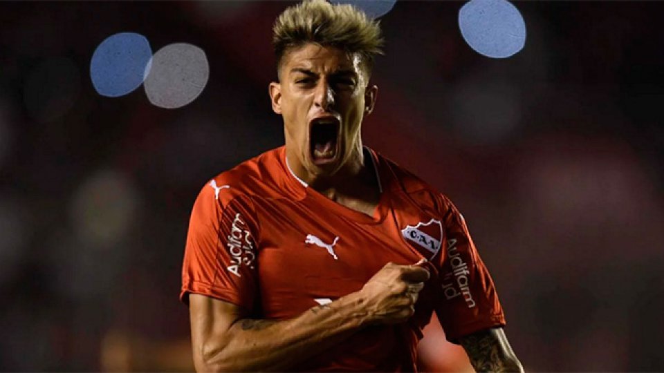 Independiente venció a Racing en el Clásico de Avellaneda.