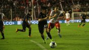 Independiente se lo dio vuelta en el final a Huracán y sigue prendido