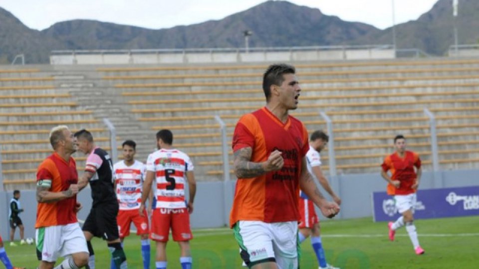 El Decano sigue en caída libre. (Foto: Diario República)