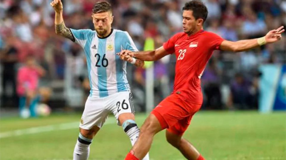 Argentina derrot&oacute; c&oacute;modamente a Singapur.