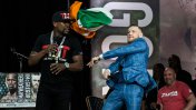 Mayweather-McGregor y un cruce caliente con una bandera de Irlanda