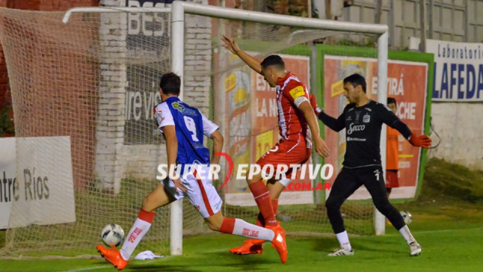 Felipe Cadenazzi continuará su carrera en Quilmes.