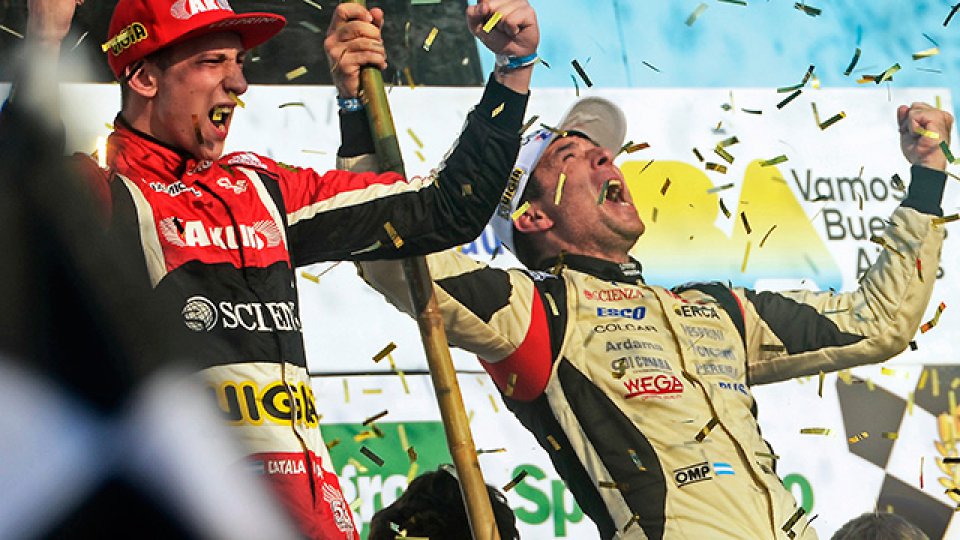 El Pato Juan Manuel Silva se quedó con los 1000 kilómetros del TC .