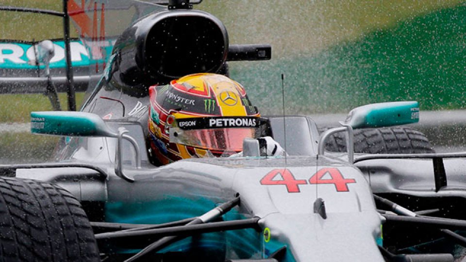 Hamilton gan&oacute; en Monza, super&oacute; a Vettel y es nuevo l&iacute;der.