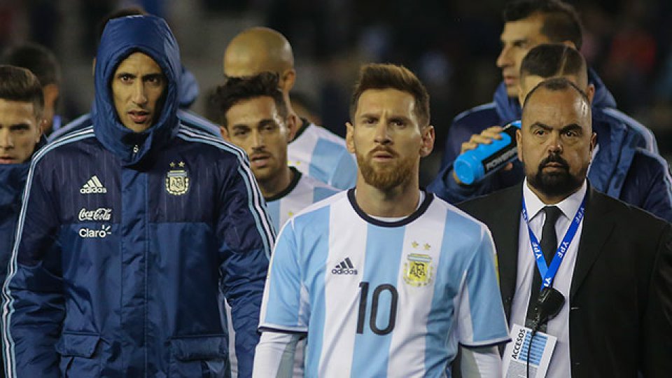 Argentina no pudo con Venezuela y sigue en zona de repechaje.