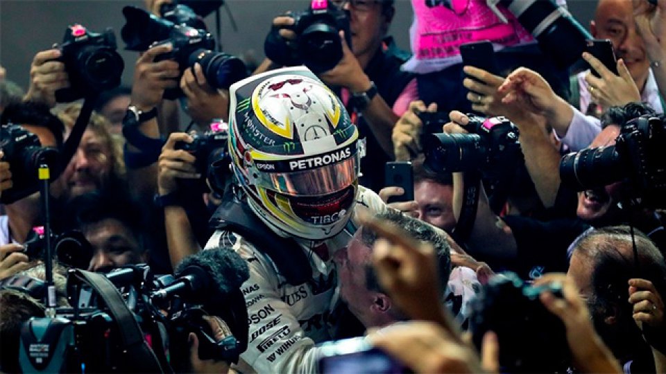 Lewis Hamilton alcanz&oacute; su victoria n&uacute;mero 60 dentro de la F&oacute;rmula 1.