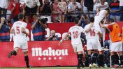 Con gol argentino Sevilla logró un triunfo que lo mete en la pelea