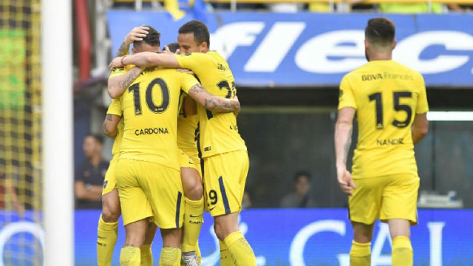 El Xeneize superó al Celeste, estiró su invicto y sigue como líder del torneo.