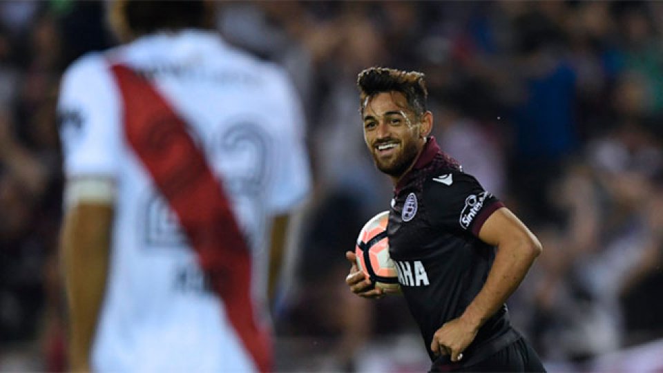 Lan&uacute;s lo dio vuelta un partido hist&oacute;rico ante River.