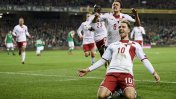 Dinamarca aplastó a República de Irlanda y está en el Mundial
