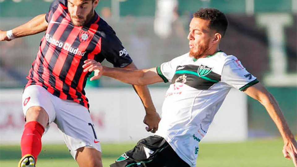 San Lorenzo se llevó los tres puntos de San Juan y es escolta de Boca.