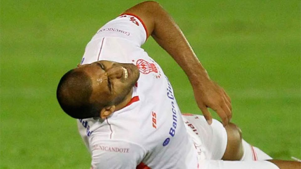 Wanchope Ávila tiene un desgarro.