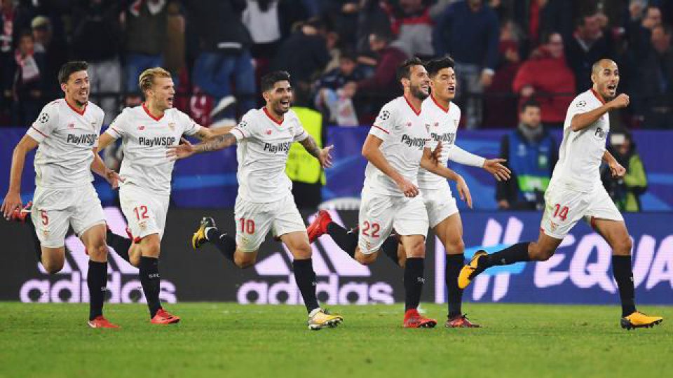 Pizarro selló la remontada de los Blanquirrojos. (Foto: www.tycsports.com.ar)