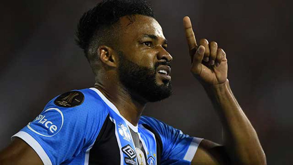 Lan&uacute;s no pudo con Gremio, que gan&oacute; el torneo por tercera vez.