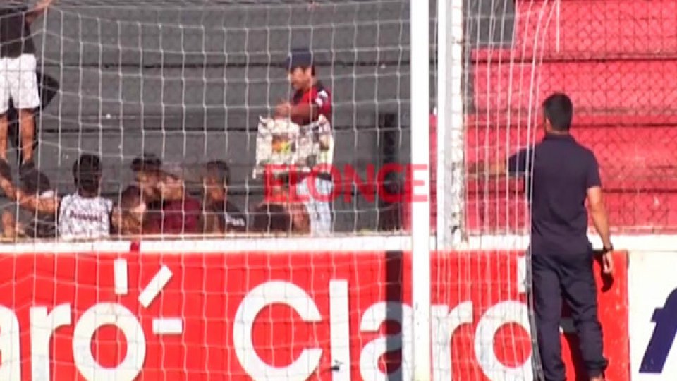 La tribuna Grella quedó inhabilitada para el encuetrro frente a Olimpo. La tribuna Grella quedó inhabilitada para el encuetrro frente a Olimpo.