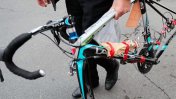 Un ciclista sancionado por cinco años luego de que le descubrieran un motor en su bicicleta