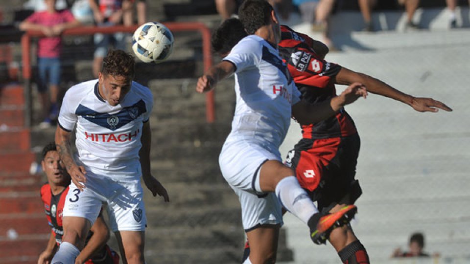 El duelo entre el Rojinegro y el Fortín volvió a su horario inicial. El duelo entre el Rojinegro y el Fortín volvió a su horario inicial.