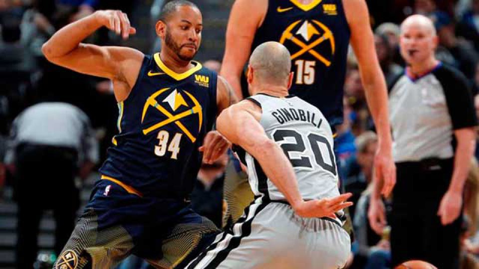 Se lesionó Manu Ginóbili y hay preocupación en San Antonio Spurs. Se lesionó Manu Ginóbili y hay preocupación en San Antonio Spurs.
