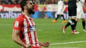 Atlético Madrid derrotó al Sevilla y sigue prendido en la pelea
