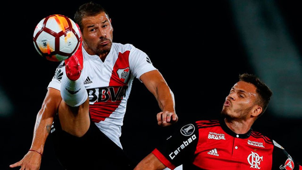 River igualó en Brasil ante Flamengo.